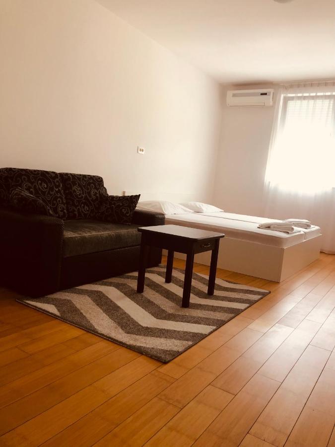 Apartman S&M Leilighet Mostar Eksteriør bilde